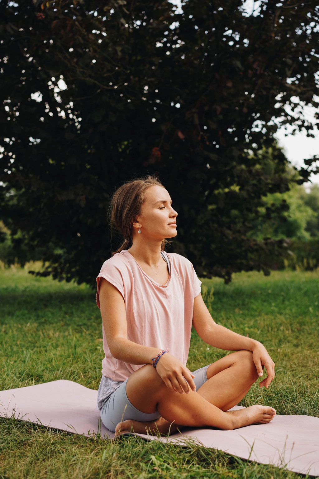 What You Should Eat Before and After Yoga