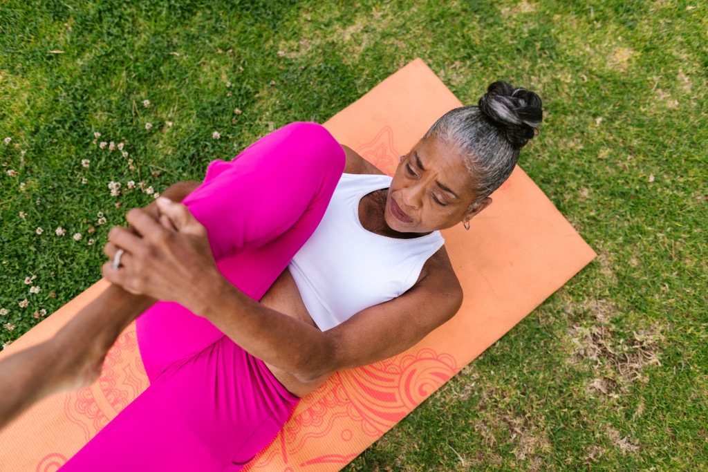 Things Seniors Should Avoid in Yoga Classes